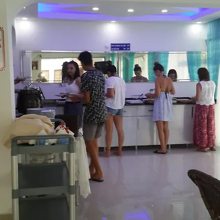 Altunakar 1 فندق 4*