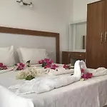 Altunakar 1 מלון 4*
