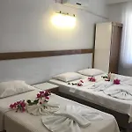 Altunakar 1 מלון 4*