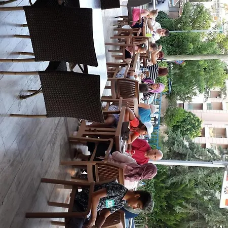 Altunakar 1 Hotel