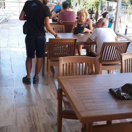 מלון Altunakar 1 4*